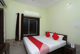 Sri Hari Guest House By OYO Rooms
