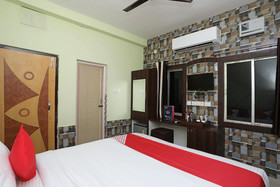 Sri Hari Guest House By OYO Rooms