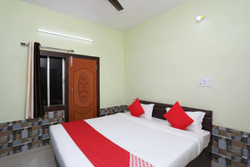 Sri Hari Guest House By OYO Rooms