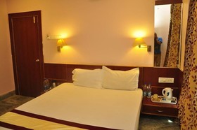 The Amrapalli Resort