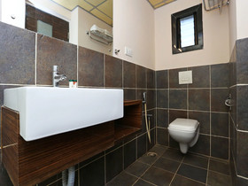 The New Garden Inn By OYO Rooms