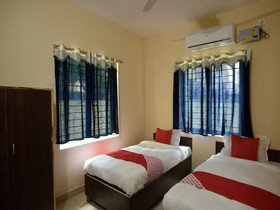 The Village Inn By OYO Rooms