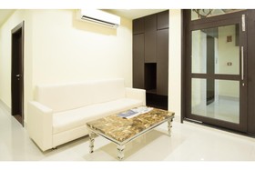 Treebo Trend Kings Court