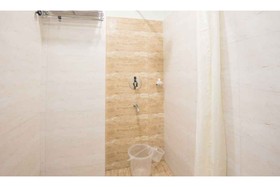 Treebo Trend Kings Court