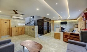 Treebo Trend Aasma Downtown