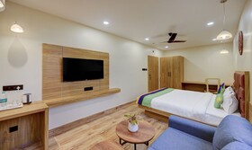 Treebo Trend Aasma Downtown