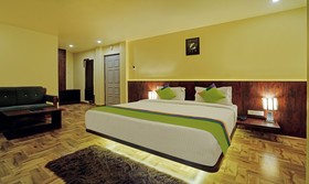 Treebo Trend Hotel Golden Nest