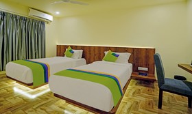 Treebo Trend Hotel Golden Nest