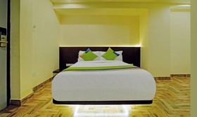 Treebo Trend Hotel Golden Nest