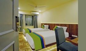 Treebo Trend Hotel Golden Nest