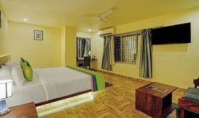 Treebo Trend Hotel Golden Nest