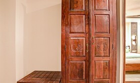 Treebo Trend Lazystay Elite