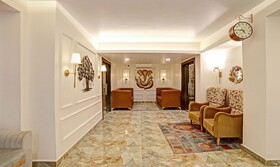 Treebo Trend Lazystay Elite