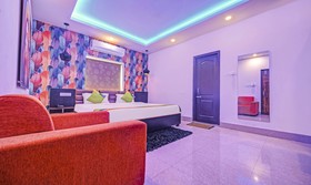 Treebo Trend The Bollywood Hotel