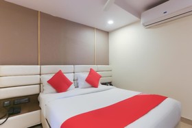 Hotel Ganesh Bhawan by OYO Rooms