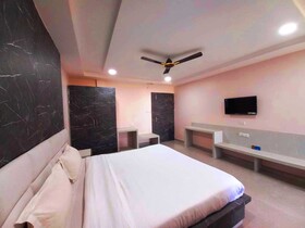 Nirmalya Inn