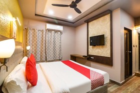 Padma Manor by OYO Rooms