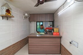 Sri Krishna Inn Lodging & Boardingby OYO Rooms