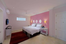 Mayfair Palm Beach Resort