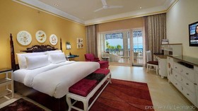 Mayfair Palm Beach Resort