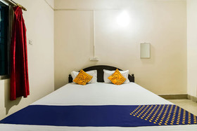Hindustan Hotel & Lodging by OYO Rooms