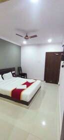 Hotel Sandhya