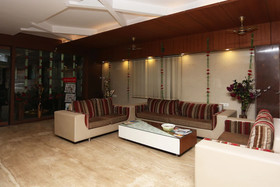 Yogendra Residency by OYO Rooms