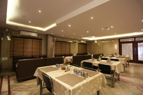 Yogendra Residency by OYO Rooms