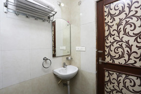 Yogendra Residency by OYO Rooms