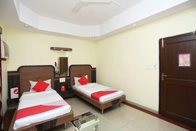 Yogendra Residency by OYO Rooms