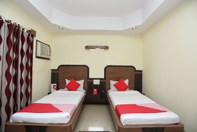 Yogendra Residency by OYO Rooms