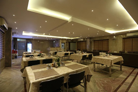 Yogendra Residency by OYO Rooms