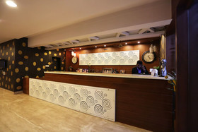 Yogendra Residency by OYO Rooms