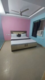 Goroomgo Chandra Bindu Puri