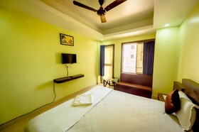 Goroomgo Deep Ganga Inn Puri