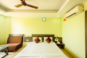 Goroomgo Deep Ganga Inn Puri