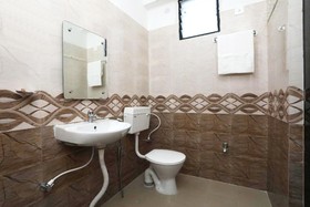 Goroomgo Grand Resort Puri