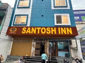 Goroomgo Santosh Inn Puri
