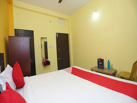 Hotel Blue Moon By OYO Rooms