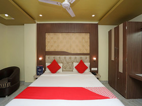 Hotel Dk By OYO Rooms