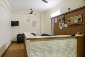 OYO Flagship 70326 Hotel HARI Palace