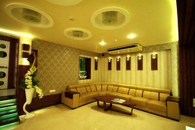 Hotel Holiday Resort