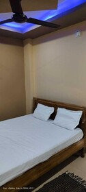 Hotel JM International - A Unit of Hotel Care Plaza