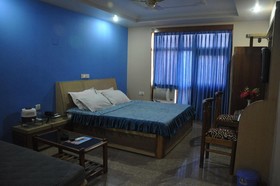 Hotel Naren Palace