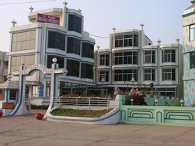 Hotel Puri Beach Resort