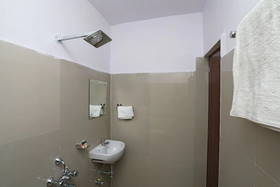 Hotel Puri Inn By OYO Rooms