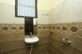 Hotel Puri Inn By OYO Rooms