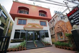 Hotel Pushpa