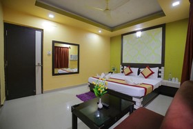 Hotel Pushpa