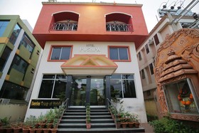 Hotel Pushpa